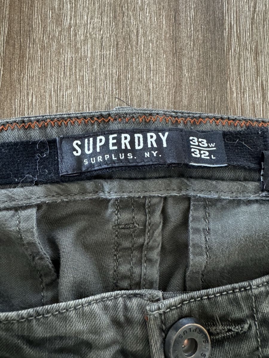 Superdry Pantaloni: Superdry Camo 33-32 – Usato da Vevey venduto da Eiden77 1