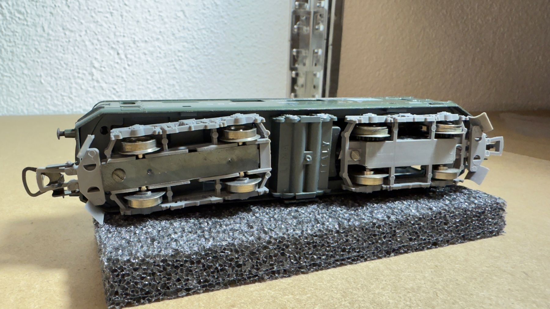Lima Modellini di ferrovie: Lima Re 4/4 10047 H0 / DC – Usato da Windlach venduto da Kelebra 5