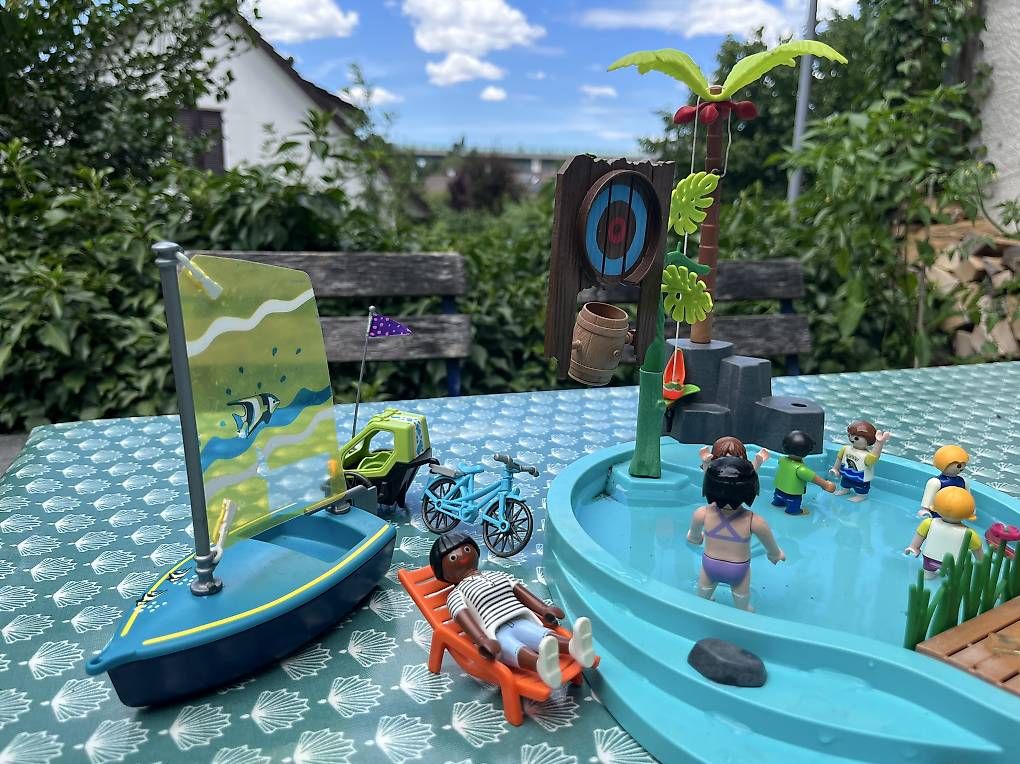 Spielzeuge: Playmobil Wasserparadis – Gebraucht aus Bern von Einschlag 2