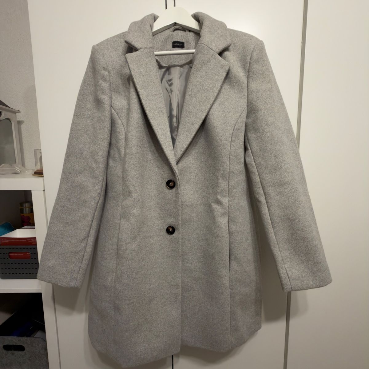 Scott Cappotti: Manteau gris Lara Scott – Nuovo (secondo la descrizione) da Fey venduto da trips.68