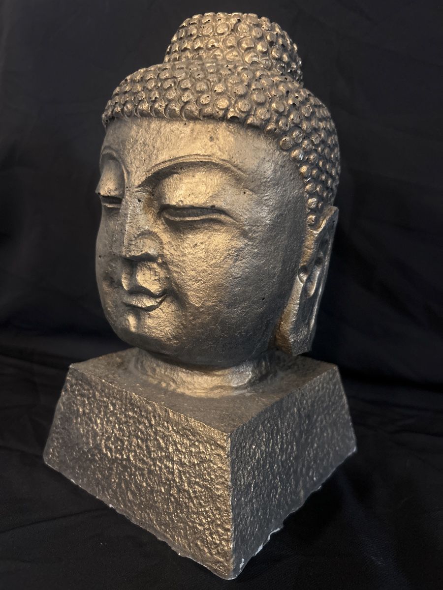 Skulpturen & Statuen: Buddha Kopf Skulptur Zen Deko Figur – Gebraucht aus Glarus von KunstWerkEr-LS87