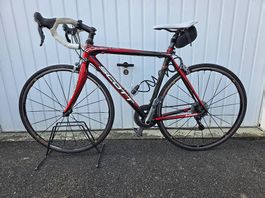 Vélo de route Scott Addict R2 full carbone