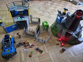 Schleich Dino Forschungsstation mit Vulkan