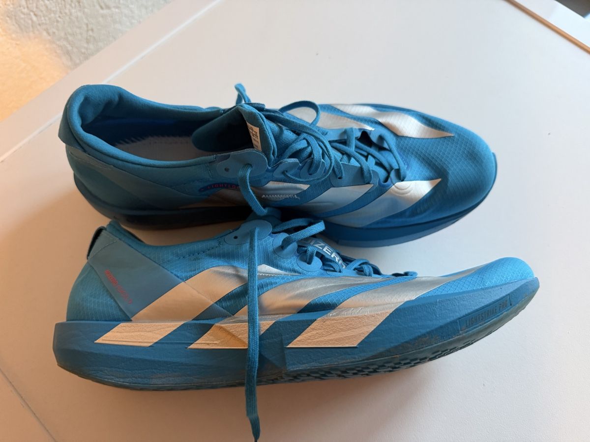 Adidas Chaussures hommes: Adidas adios 9 gr 44 – D'occasion à Näfels par ernielove