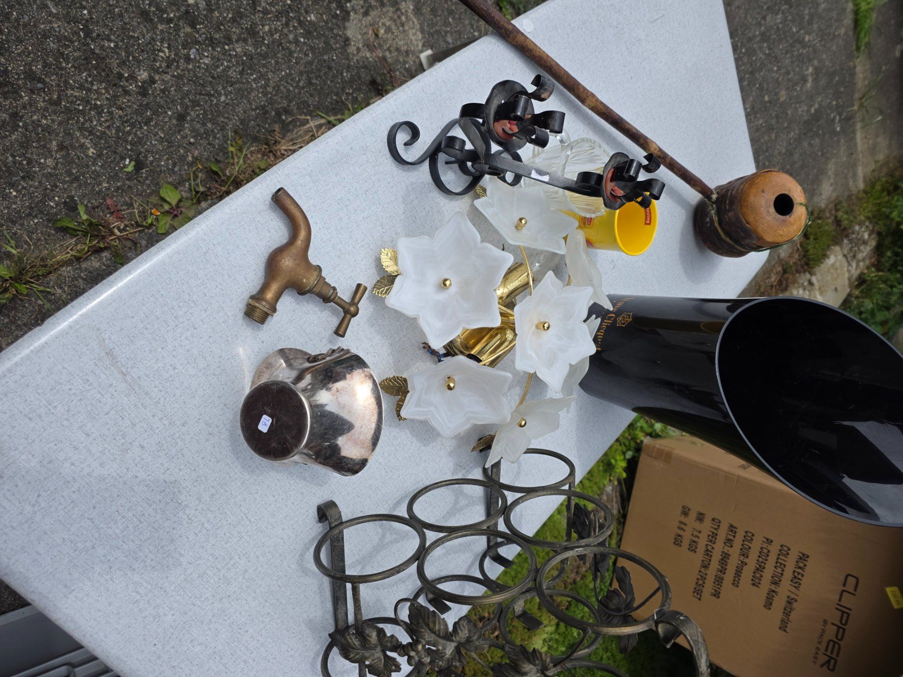 Tutte le decorazioni: Divers objets variés à saisir pour projets créatifs! – Usato da Nyon venduto da elb_qt5b 1