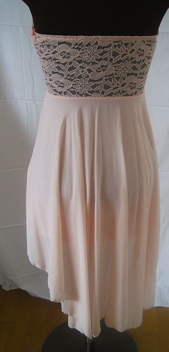 Vestiti: Romantisches High-Low-Kleid mit Strass-Taillenband – Usato da Rickenbach Sulz venduto da Sodeli23 1