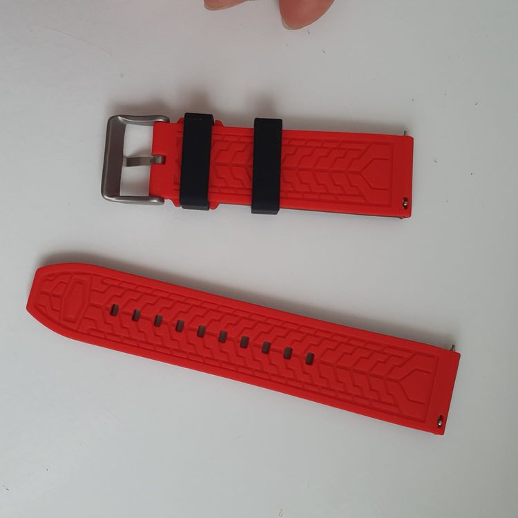 Bracelet montre rouge et noir 5