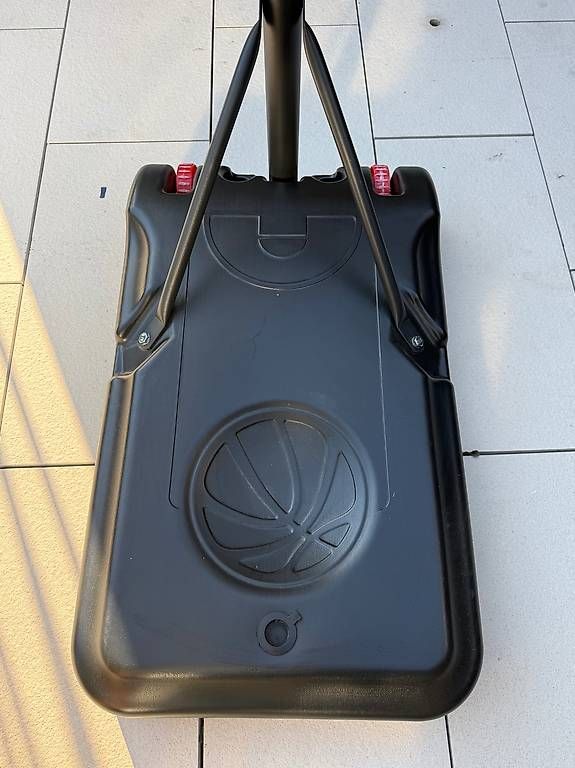 Paniers de basket: Basketballkorbständer – D'occasion à Erlenbach ZH par mal_qvk6 2