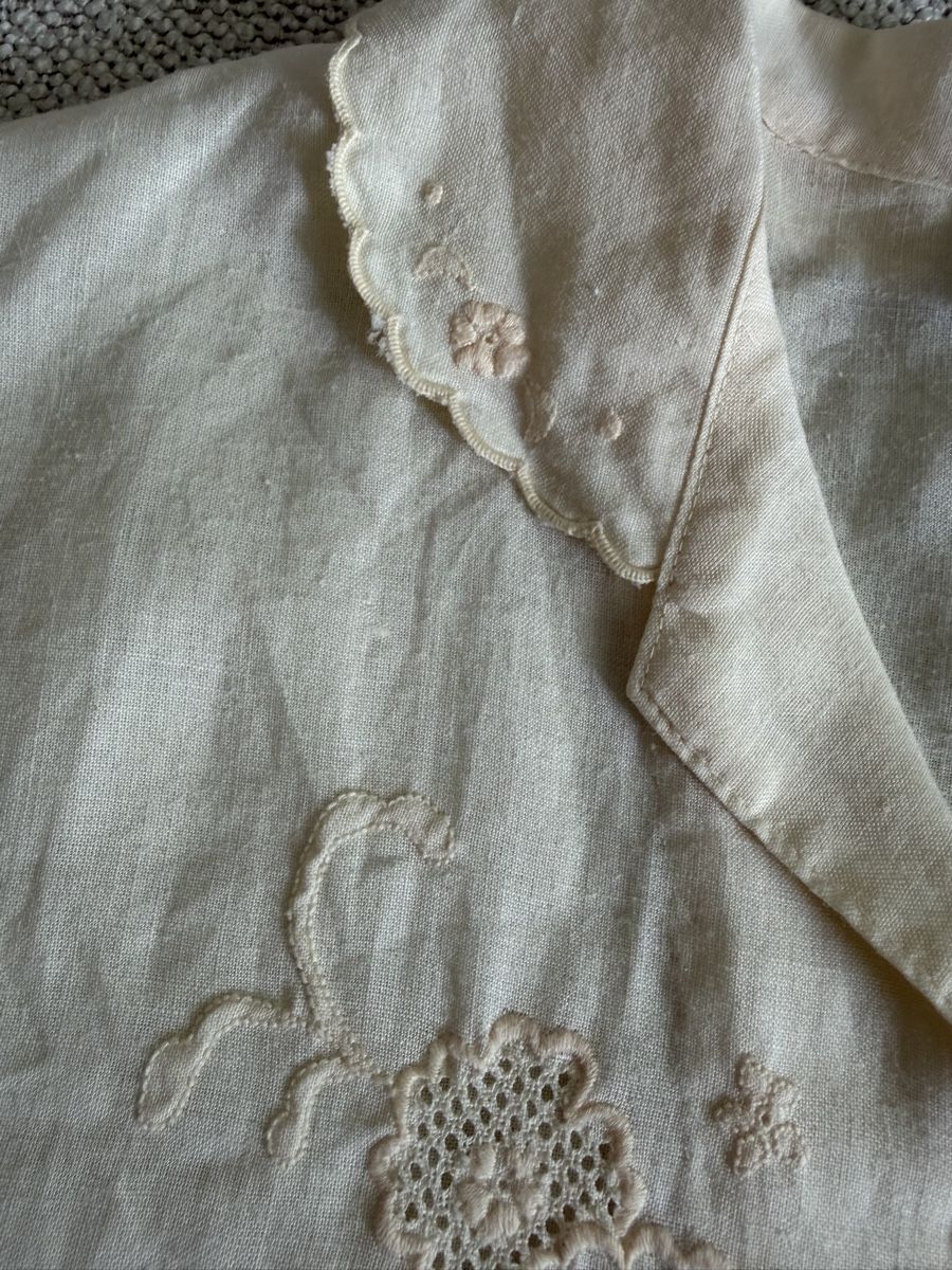 Camicette: VINTAGE ORIENTAL EMBROIDERED BLOUSE  – Usato da Zürich venduto da dor_9l9g 3