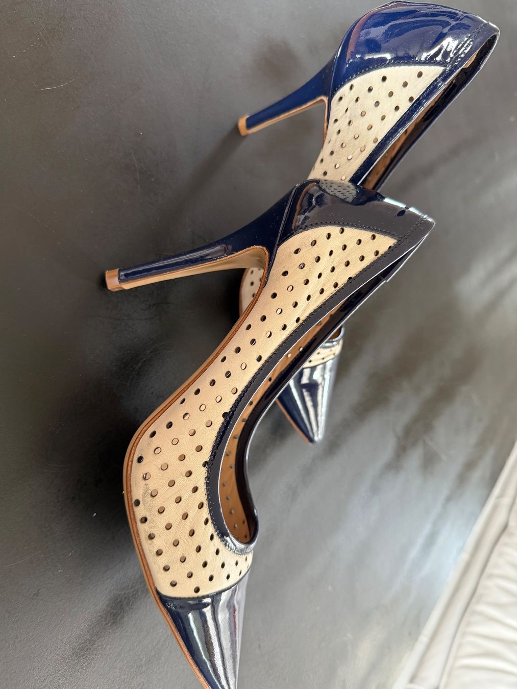 Chaussures femmes: Paire d’escarpins en cuir – Neuf (Voir description) à Vernier par ley_yqh9 8