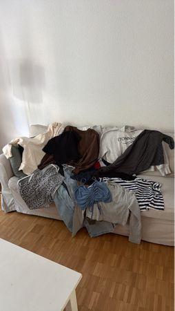 Kleiderpaket verschiedene Artikel gebraucht