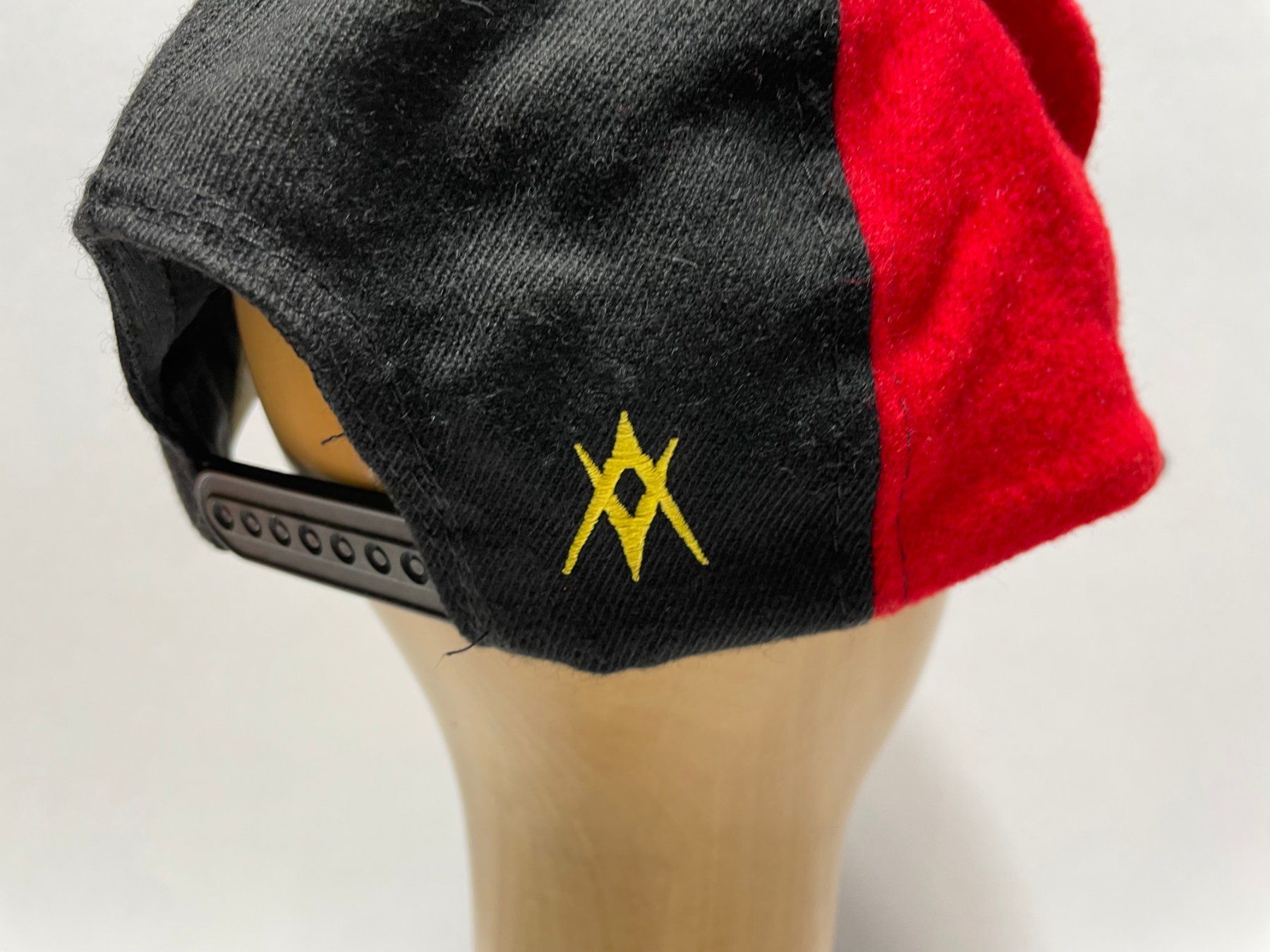 Copricapi, berretti & cappellini: Vintage 90s Wool 6-Panel Cap Völki Skifahren – Usato da Zürich venduto da le_souk 3