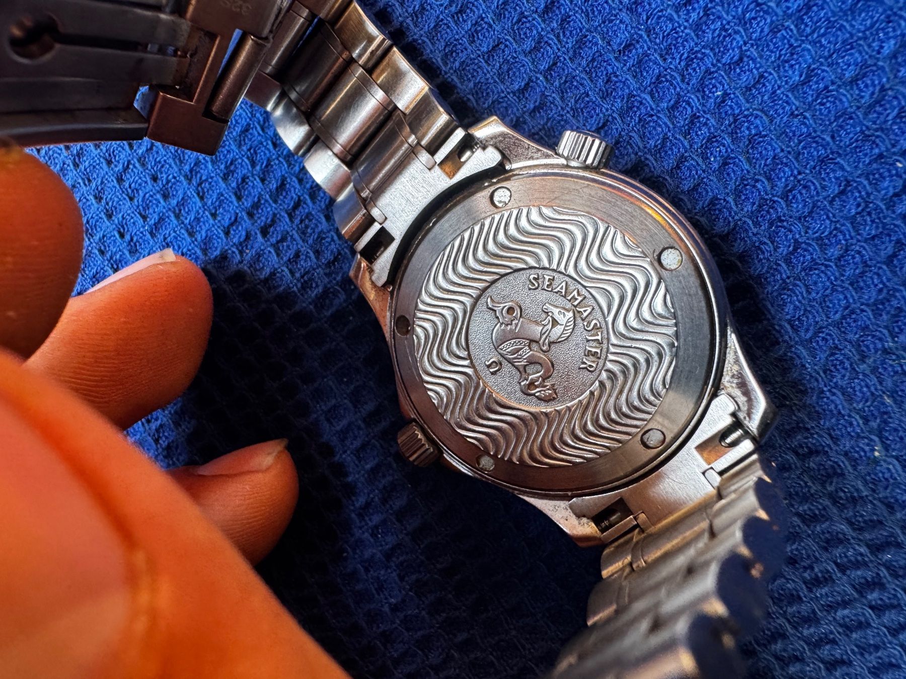 Omega Uhren: Omega Seamaster 300 diver automatic PETER BLACKE – Gebraucht aus Wädenswil von eze_8ldc 6