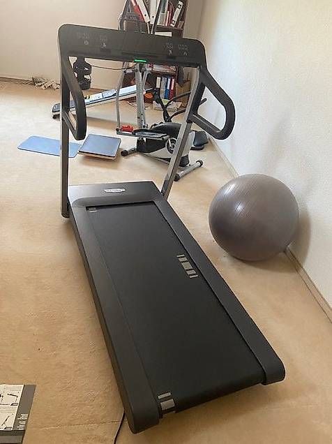 Lade-, Silier- & Transportwagen: Tapis de course TechnoGym  – Gebraucht aus Prangins von kbali