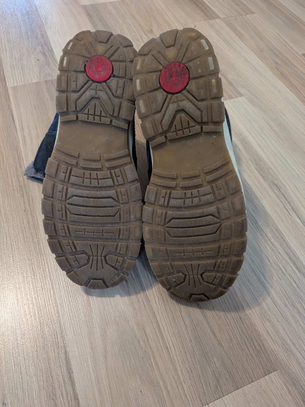Schuhe für Jungen: Winterschuhe Grösse 39 – Gebraucht aus Trubschachen von riini01 1