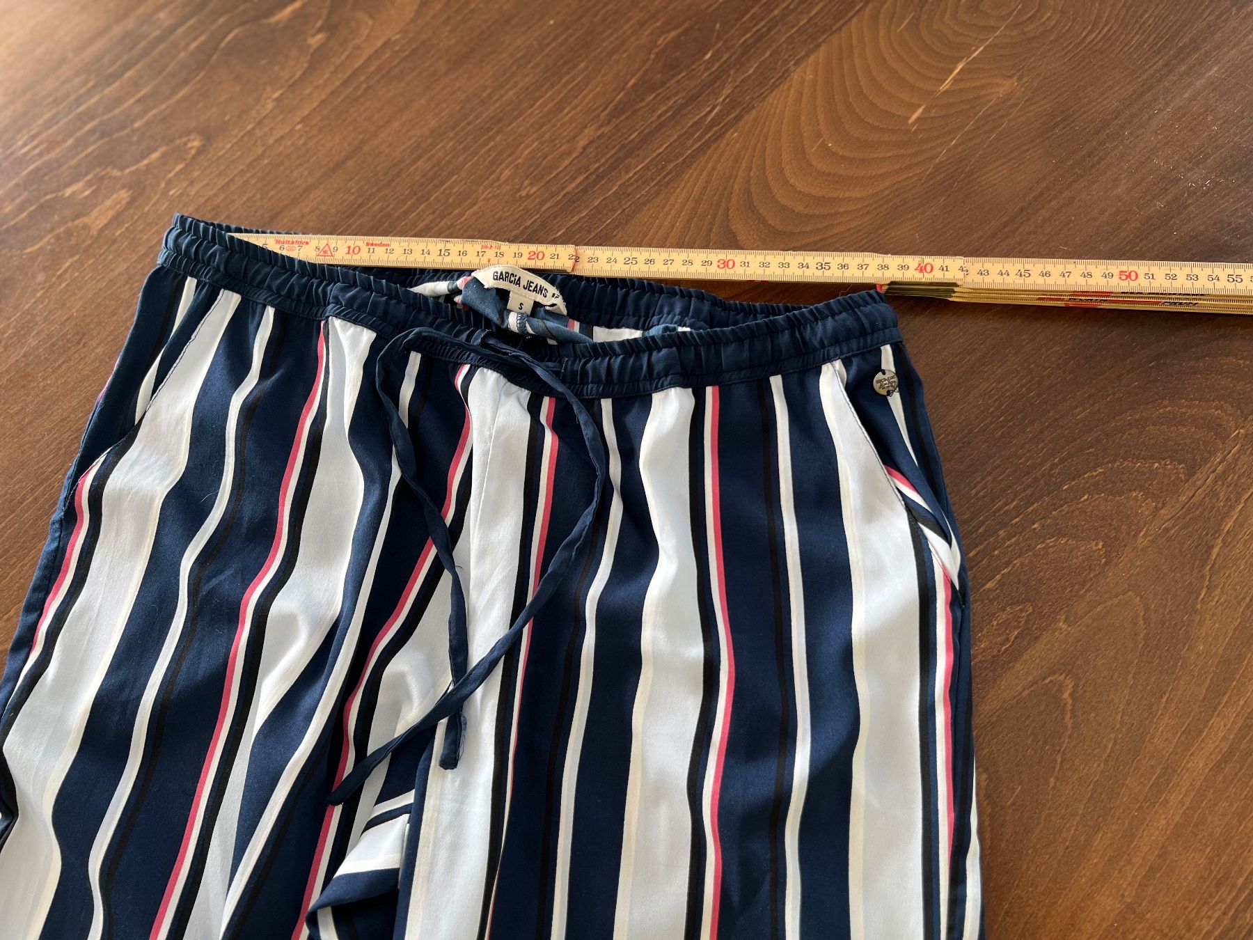 Hosen: Garcia Jeans gestreifte Hose Grösse S – Gebraucht aus Ebmatingen von Mistelu 3