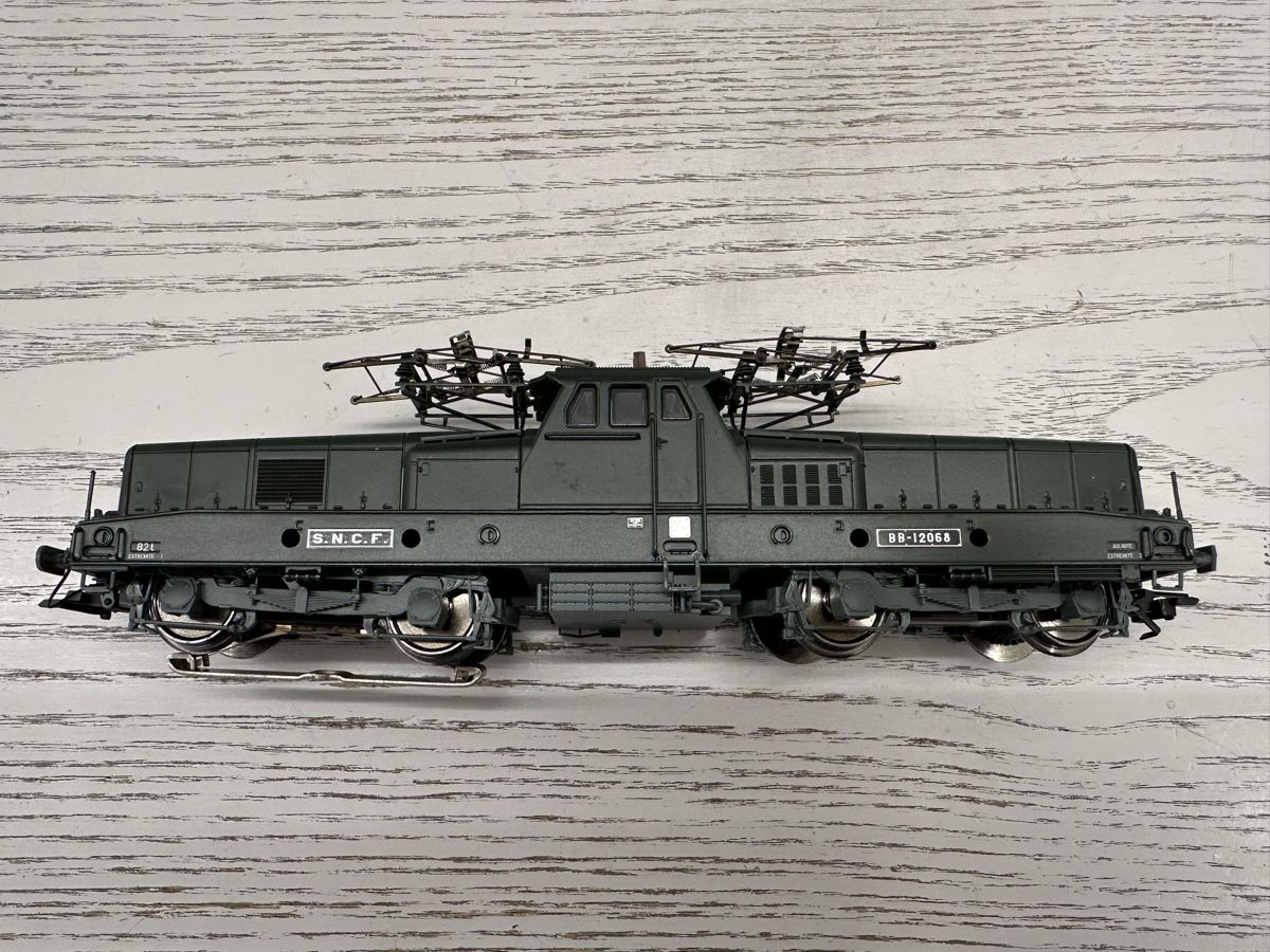 Märklin Modellini di ferrovie: Märklin 37330 SNCF BB 12000 digital – Usato da Lupsingen venduto da New-Haven 2