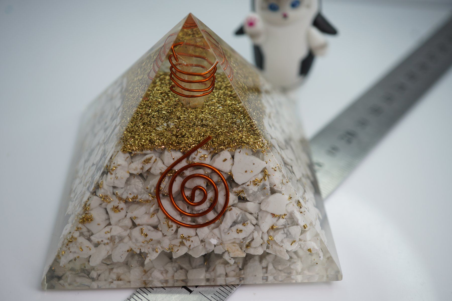 Mineralien & Heilsteine: Howlith       -Orgonit - Pyramide by TOPSTONE – Defekt aus Eschenbach SG von topstone 5