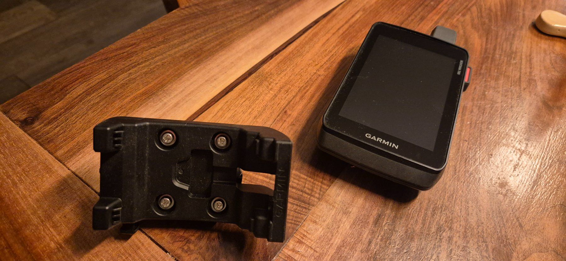 Garmin Navigatori: GPS Garmin Montana 700i – Usato da Vex venduto da nog_7kq9 2