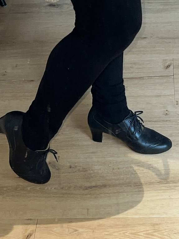 Scarpe da donna: Abeba Absatzschuhe Damen Gr. 37 – Usato da Berg TG venduto da LilBobaa 2