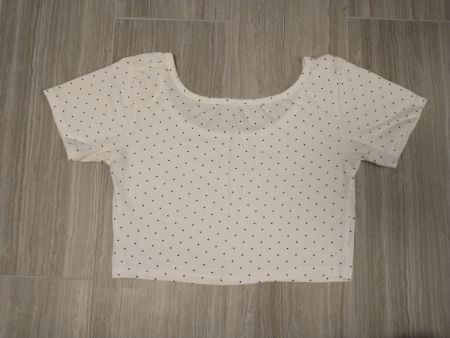 Top court blanc à pois noirs, taille S