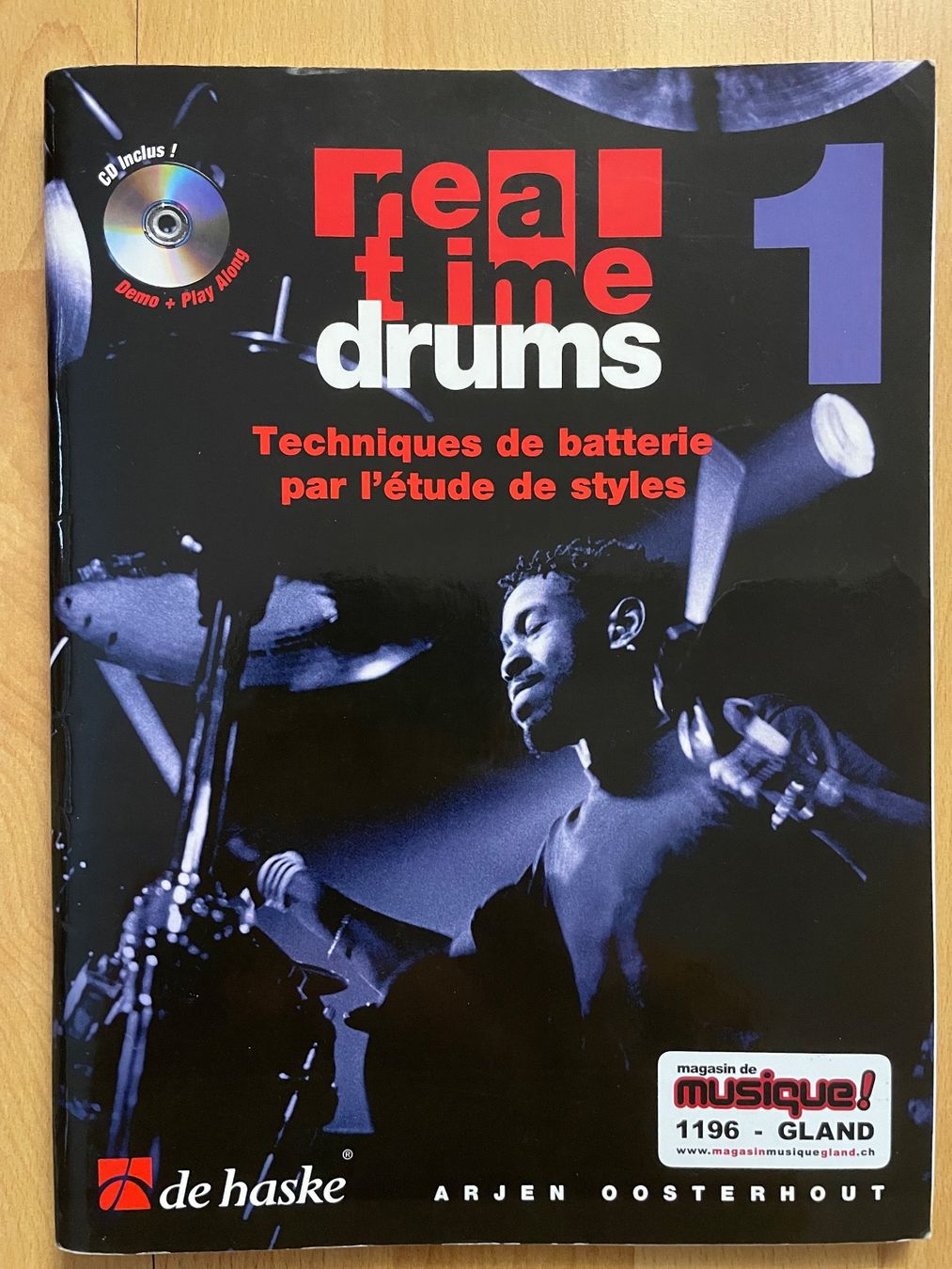 Bücher: Realtime drums - Techniques de batterie par l'étude de style – Gebraucht aus Longirod von vin_hn9m