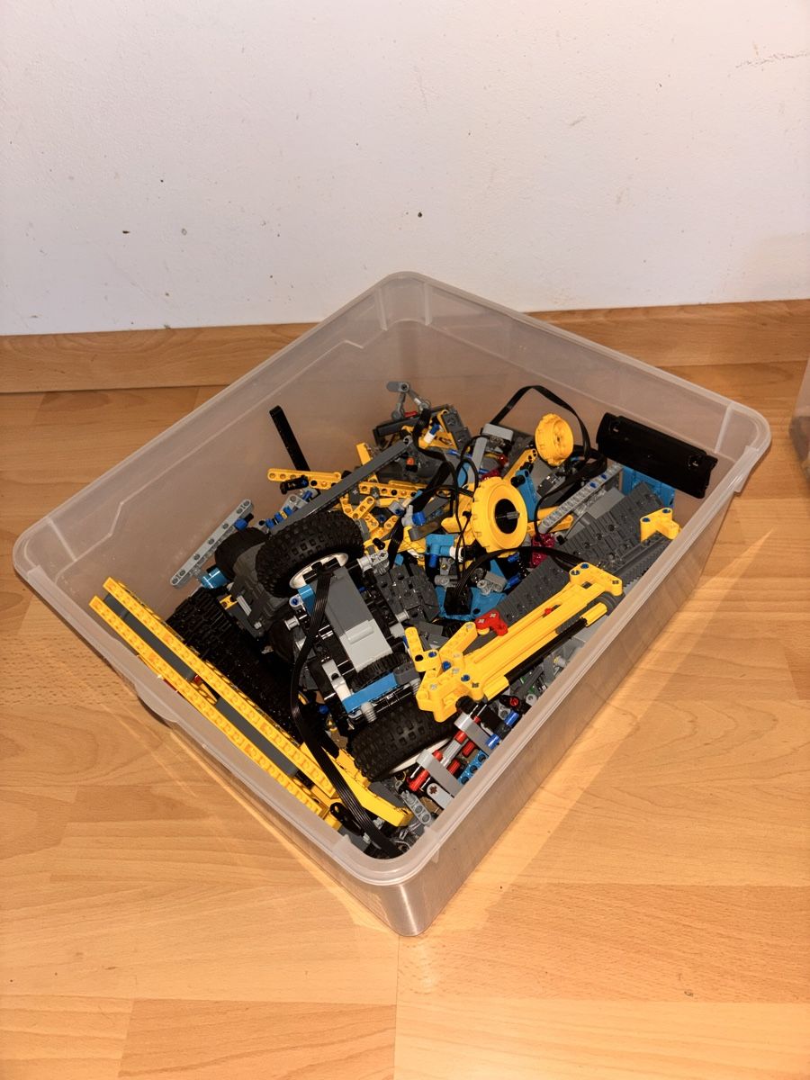 Lego Jouets: Konvolut Lego Technik Teile gemischt – D'occasion à Dättlikon par gps-tracker 2
