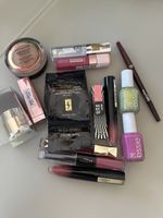 Lot de maquillage divers - Essie, L'Oréal, Yves Saint L. (49