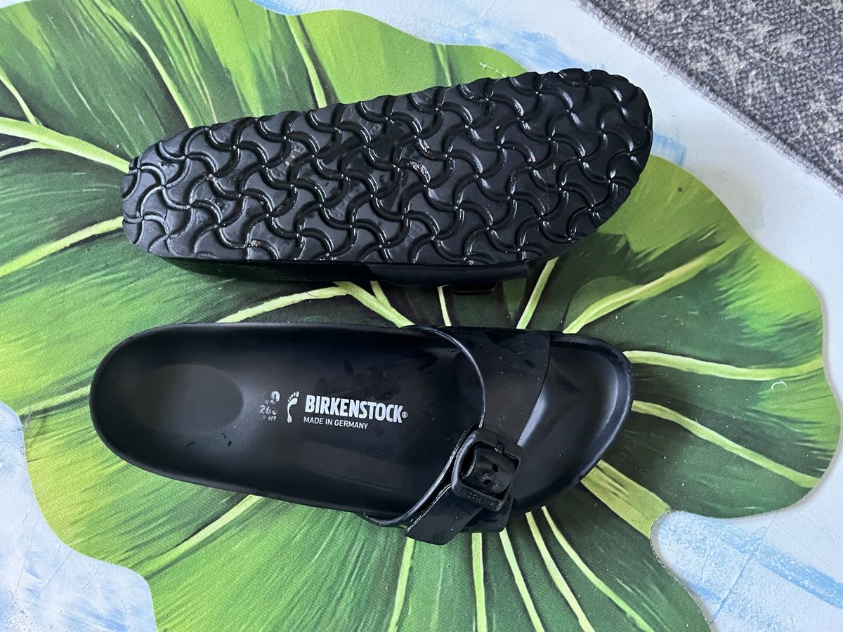 Birkenstock Damenschuhe: Birkenstock Pantoletten schwarz – Gebraucht aus Hochdorf von Forestgreen 1