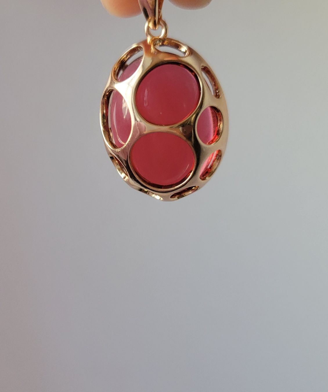 Ciondoli: Pendentif en plaqué or et rubis synthétique  – Usato da Bernex venduto da Dariafr
