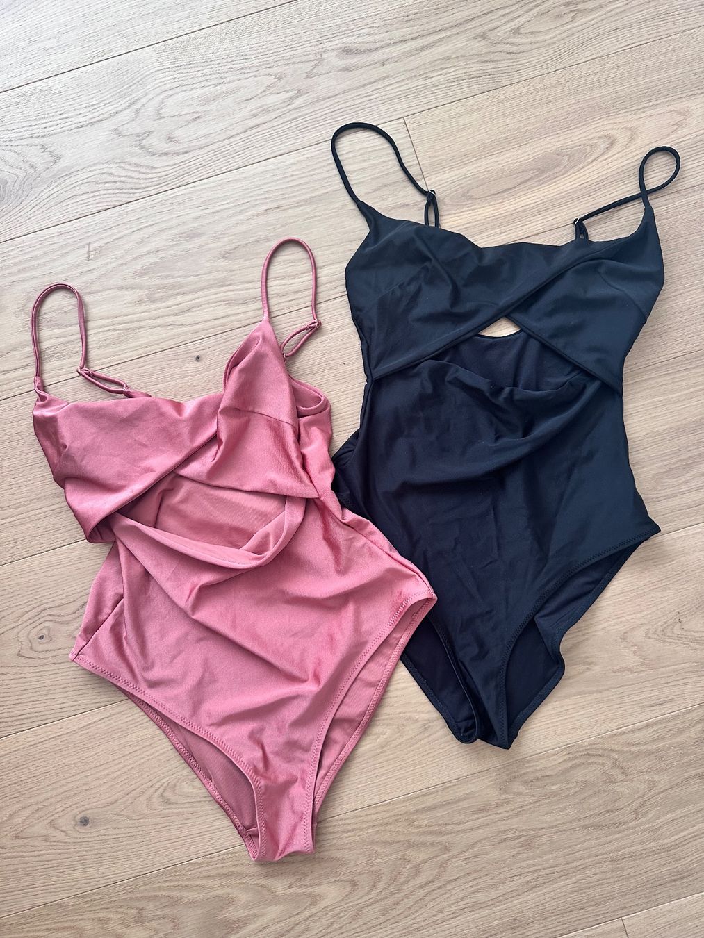 H&M Badekleider & Bikinis: H&M Badekleider (Set) – Neu (gemäss Beschreibung) aus Küssnacht am Rigi von annine.l.
