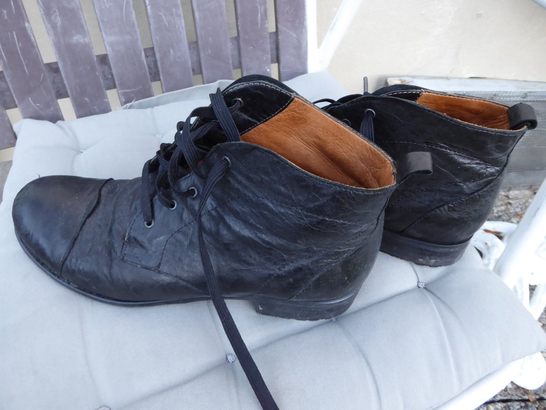 Vabeene Scarpe da donna: Vabeene Winterschuh Leder Gr. 39 1/2 schwarz – Usato da Langenthal venduto da Drathesel 1