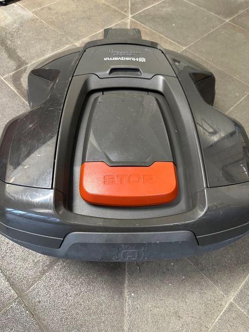 Husqvarna Rasenmäher: Husqvarna 310 – Gebraucht aus Schübelbach von pe_1992 1