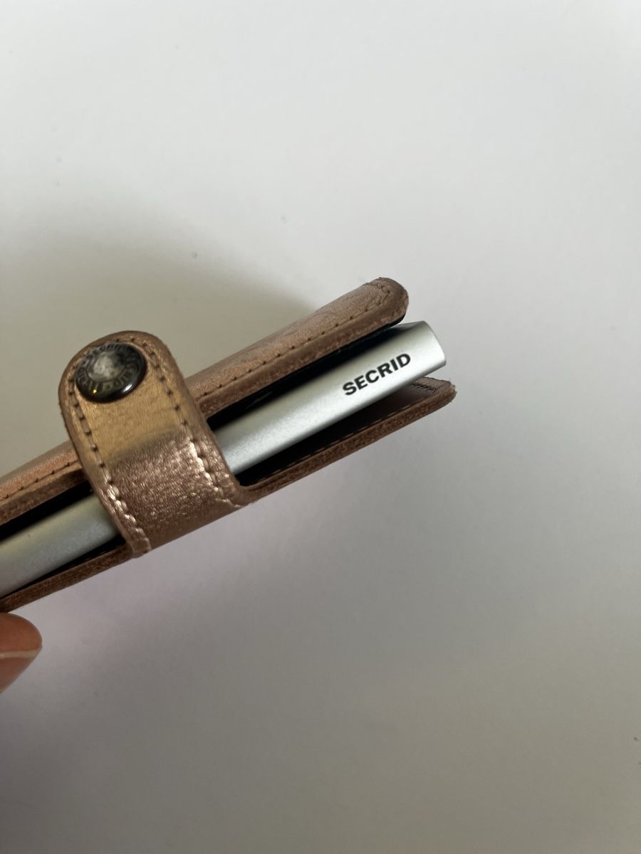 Secrid Portemonnaies: Porte-cartes Secrid rose gold - utilisé – D'occasion à Champlan par Cjayretro 5