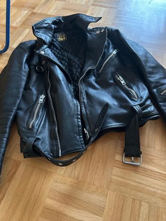 Coole Vintage Lederjacke, Schwarz, Grösse M - Must-Have!