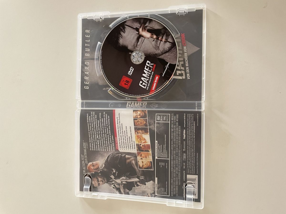 Tutti i DVDs: Gamer / DVD – Usato da Zürich venduto da Bomboo 2