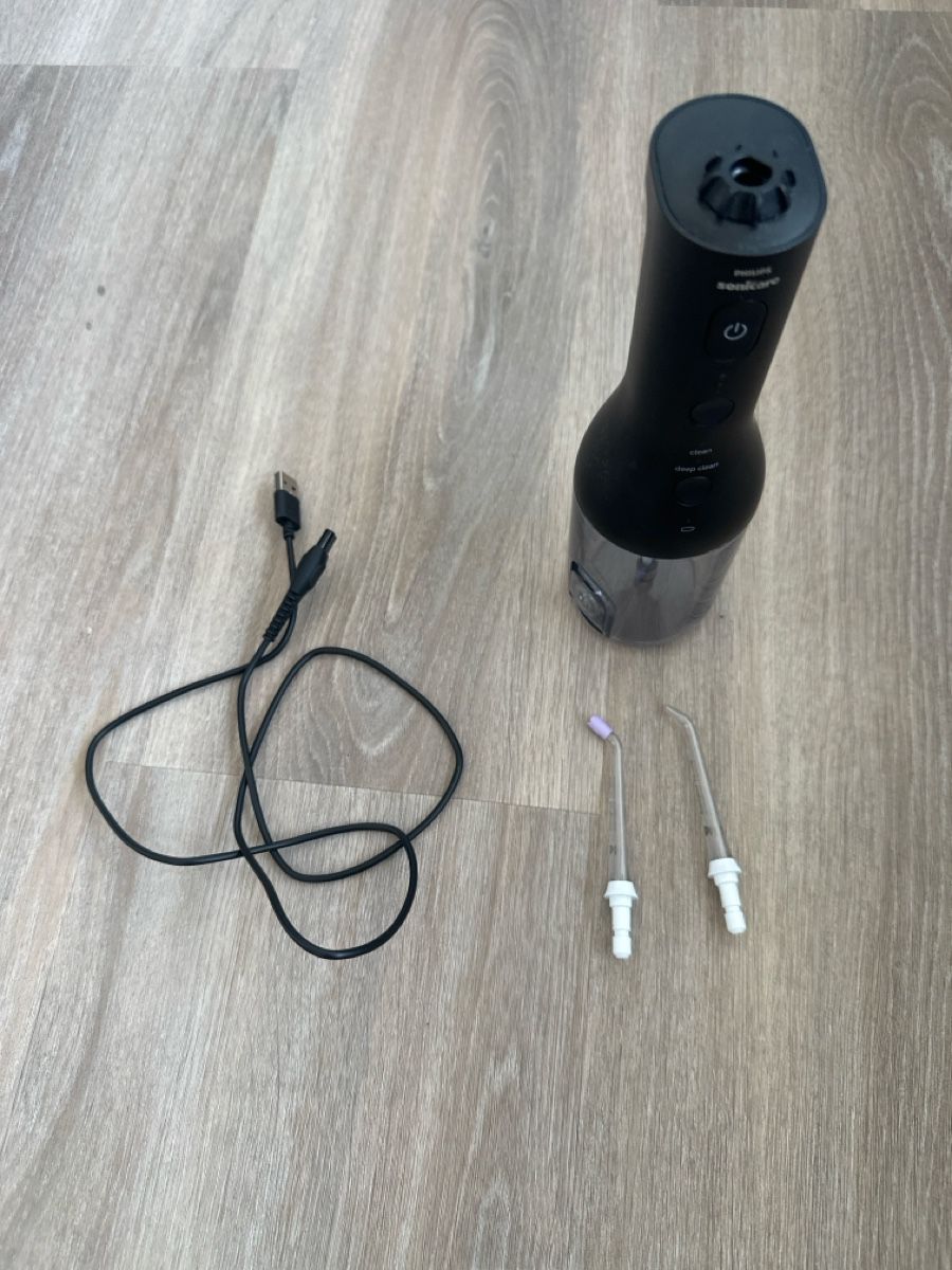 Philips Sonicare Cura dei denti: Philips Sonicare Cordless Power Flosser – Nuovo (secondo la descrizione) da Thun venduto da noa_b7hk