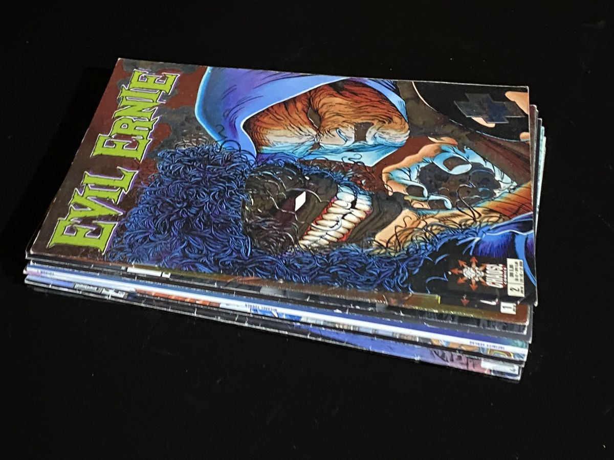 Comics: 8 Comics Konvolut , mit jeweils den ersten Nummern – Gebraucht aus Zuerich von SonderArt-Wertgut 2