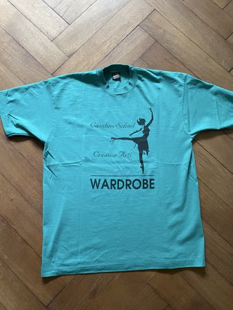 FRUIT OF THE LOOM VINTAGE TEE SIZE XL GOOD CONDITION