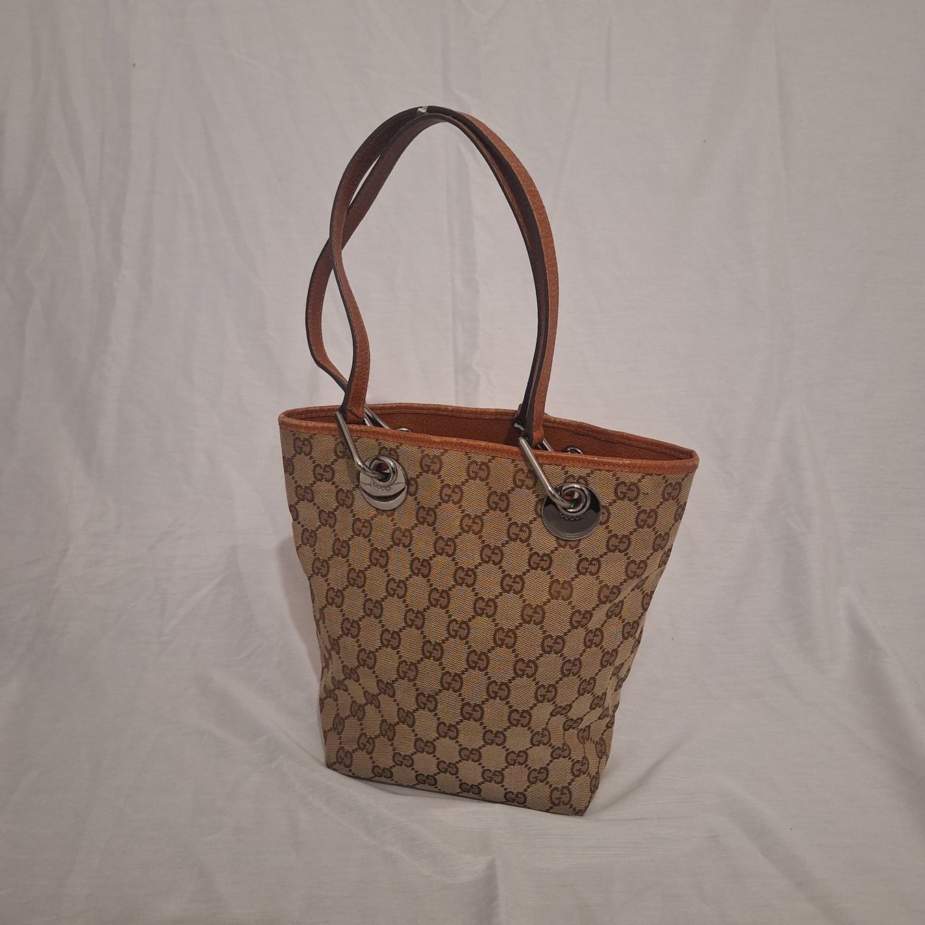 Gucci Borse da donna: Gucci GG Canvas Eclipse Tote Bag – Usato da Kilchberg ZH venduto da Mames_Archive 1