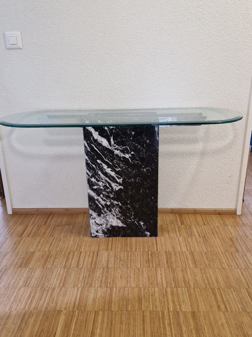 Console: Konsolentisch Glas Marmor Optik mit Chromstangen – Usato da Wittenbach venduto da garbis