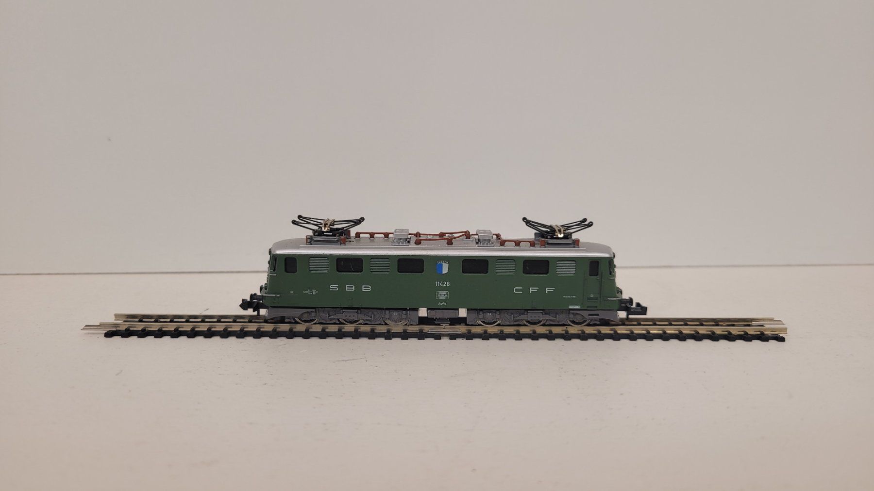 Trix Modellini di ferrovie: Spur N Minitrix 12891 SBB Ae 6/6 GEPRÜFT – Usato da Büsserach venduto da ModellbahnDepot 4