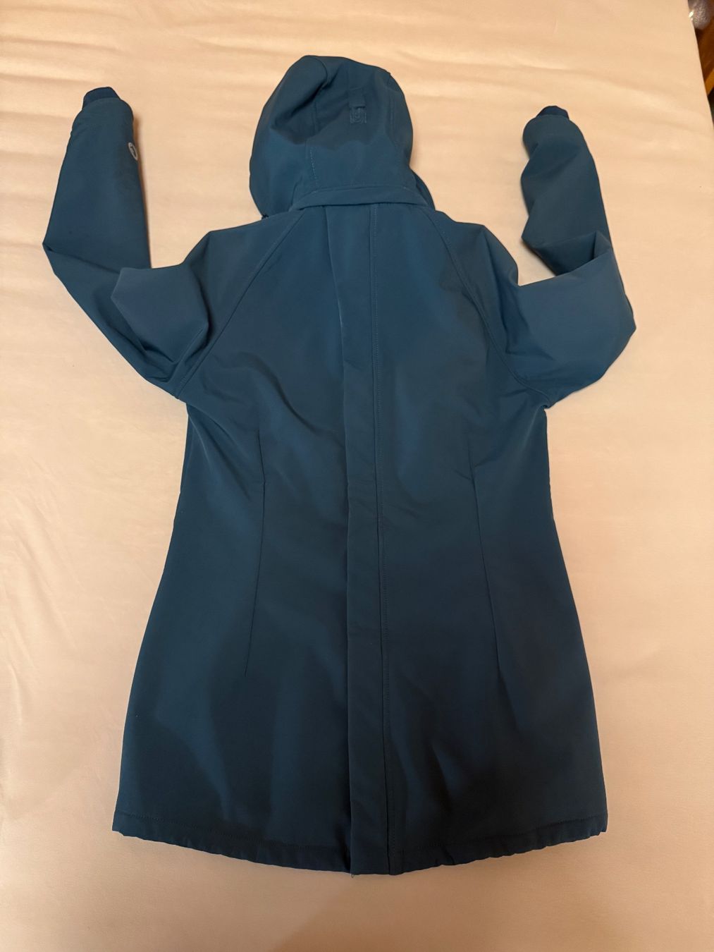 Mamalila Jacken: Mamalila Softshell Umstands- und Tragejacke Grösse S – Gebraucht aus Oberhofen AG von Climberin 1