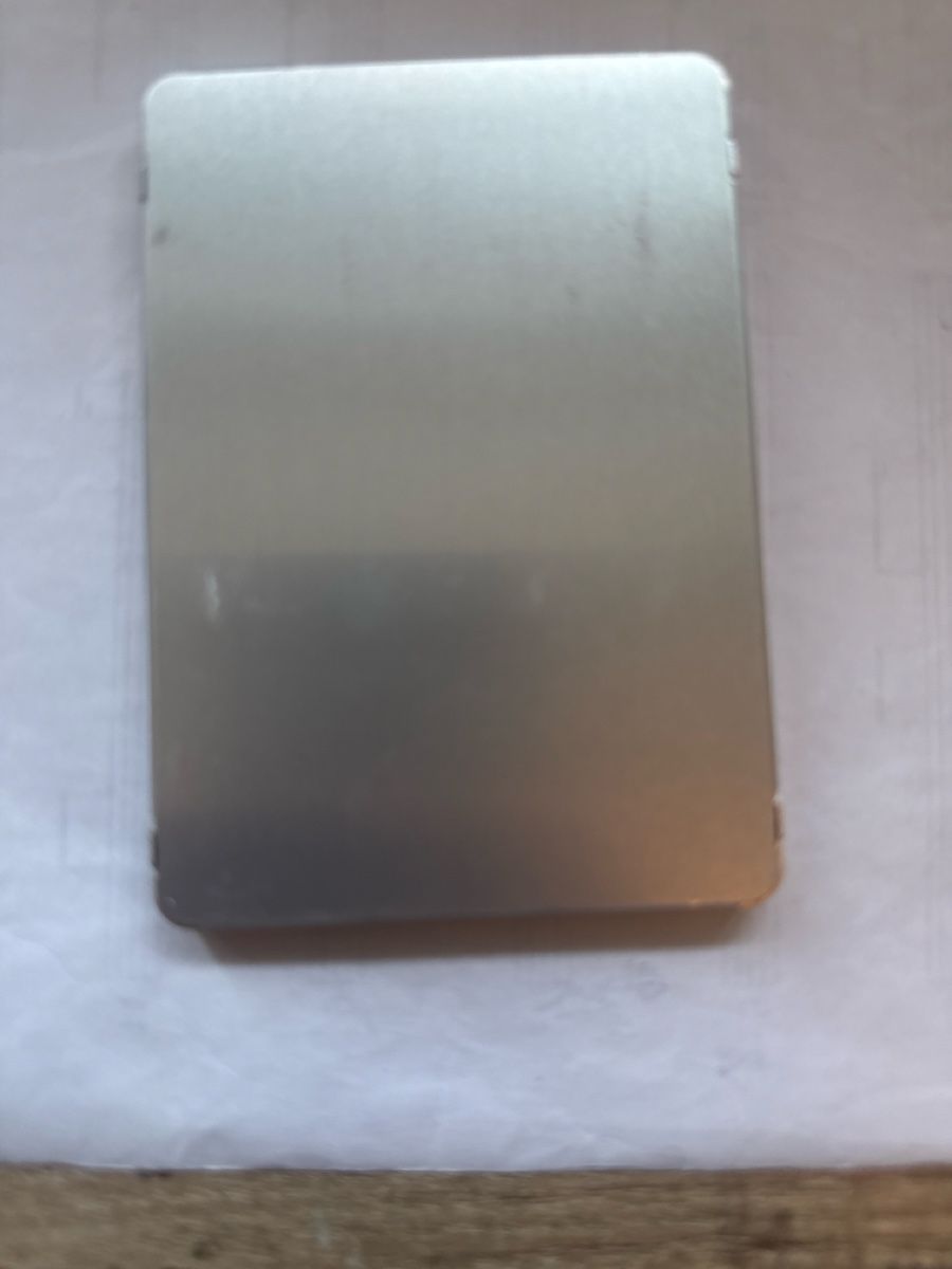 Cartes mémoire: SSD – D'occasion à Le Noirmont par mat_9dtx