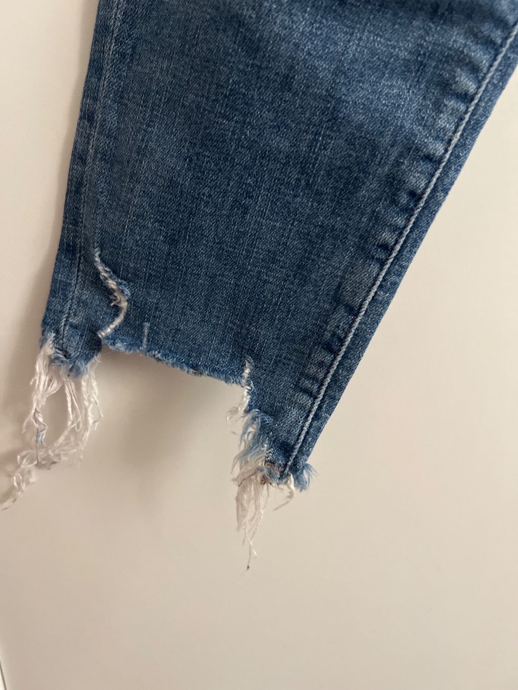 H&M Jeans: Jean skinny taille 36/38 H&M – Gebraucht aus Renens VD von sar_bwz5 1