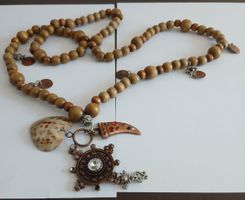 Schöne Damen Kette in braun / Dekorativ