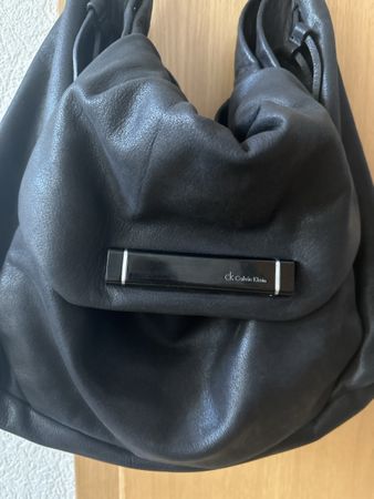 Handtasche Umhängetasche gross schwarz Calvin Klein