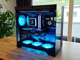 Gaming PC 9800X3D / 64GB DDR5/ RX 9070XT / 2 TB SSD