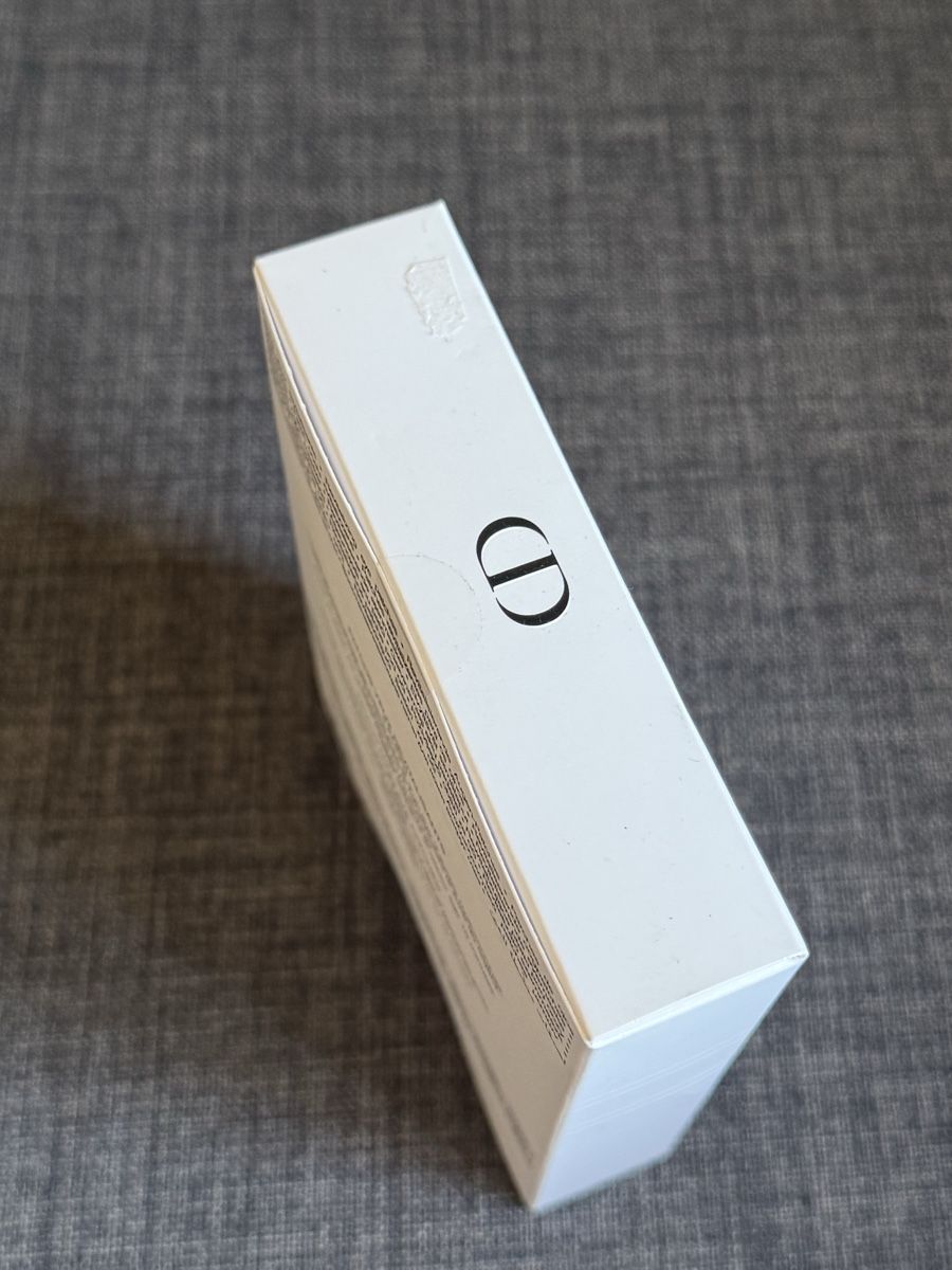 Dior Soins du visage: Christian Dior Les Patchs Yeux – Neuf avec emballage d'origine à Luzern par sas_r89l 2