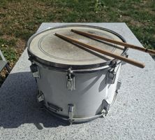 "Snare Drum" weiss mit Remo Powerstroke